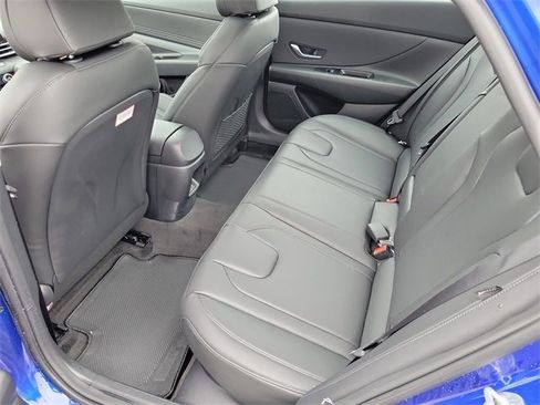 New 2025 Hyundai Elantra Limited image 20