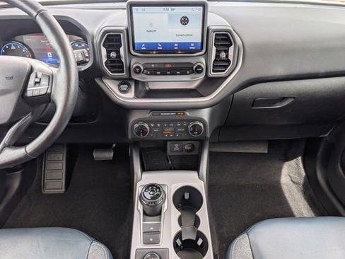Used 2022 Ford Bronco Sport Outer Banks w/ Tech Package AWD/4WD image 7