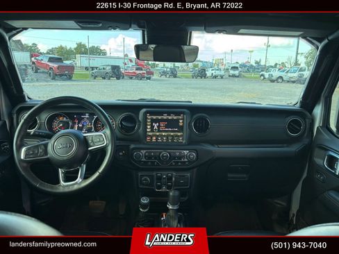 Used 2023 Jeep Wrangler Unlimited Sahara AWD/4WD image 21