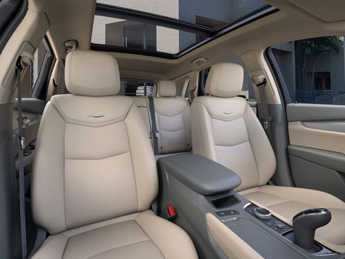 New 2025 Cadillac XT5 Premium Luxury w/ LPO, Floor Liner Package image 16