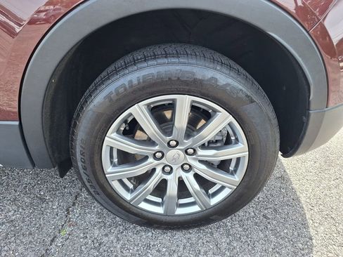Used 2023 Cadillac XT4 Premium Luxury w/ Cold Weather Package AWD/4WD image 23