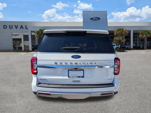 Used 2024 Ford Expedition Max Limited image 5