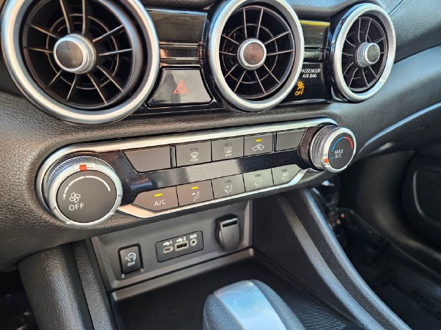 Used 2024 Nissan Sentra SV FWD image 29