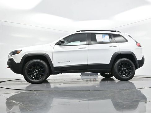 Used 2022 Jeep Cherokee Trailhawk w/ Trailer Tow Group AWD/4WD image 45