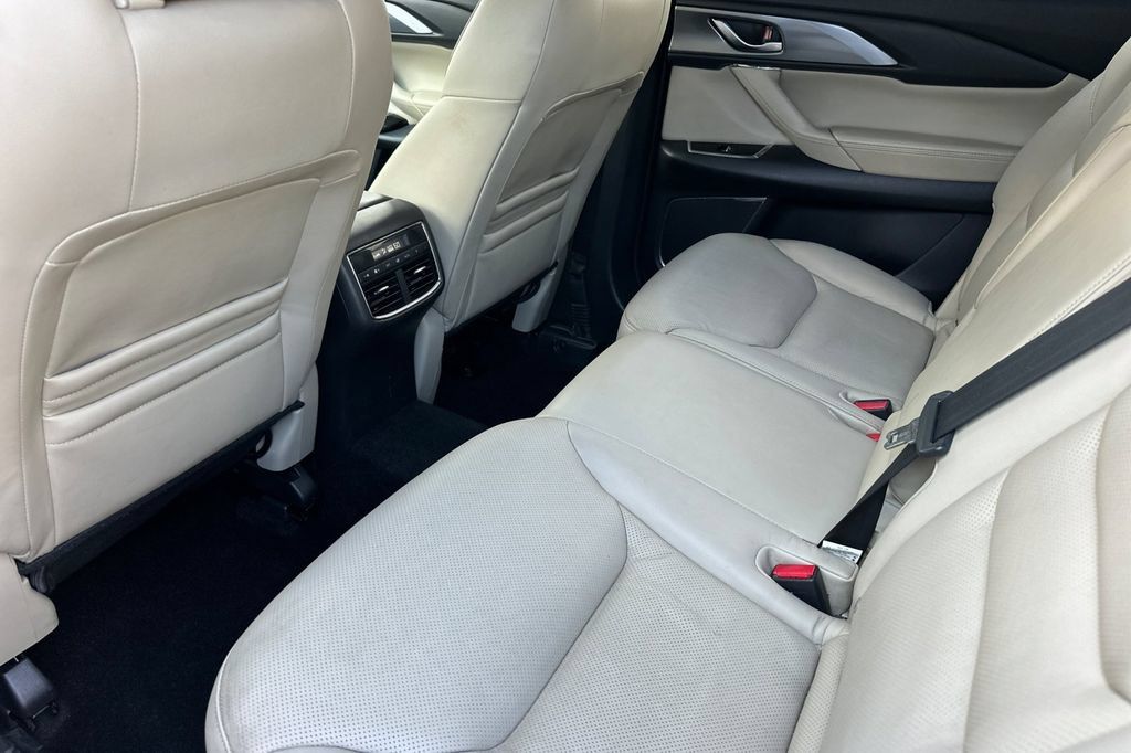 Used 2016 MAZDA CX-9 Grand Touring FWD image 11