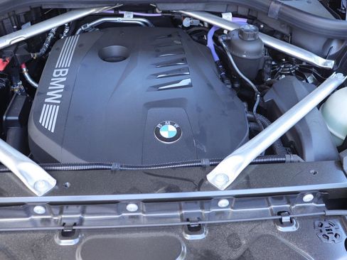 Used 2026 BMW X5 sDrive40i w/ Premium Package RWD image 39