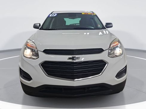 Used 2017 Chevrolet Equinox LS FWD image 10