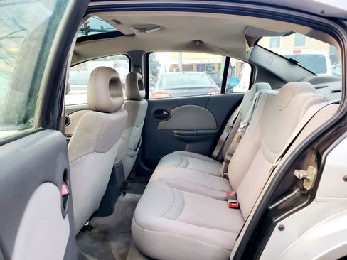 Used 2003 Saturn ION Level 2 w/ Convenience Pkg FWD image 13
