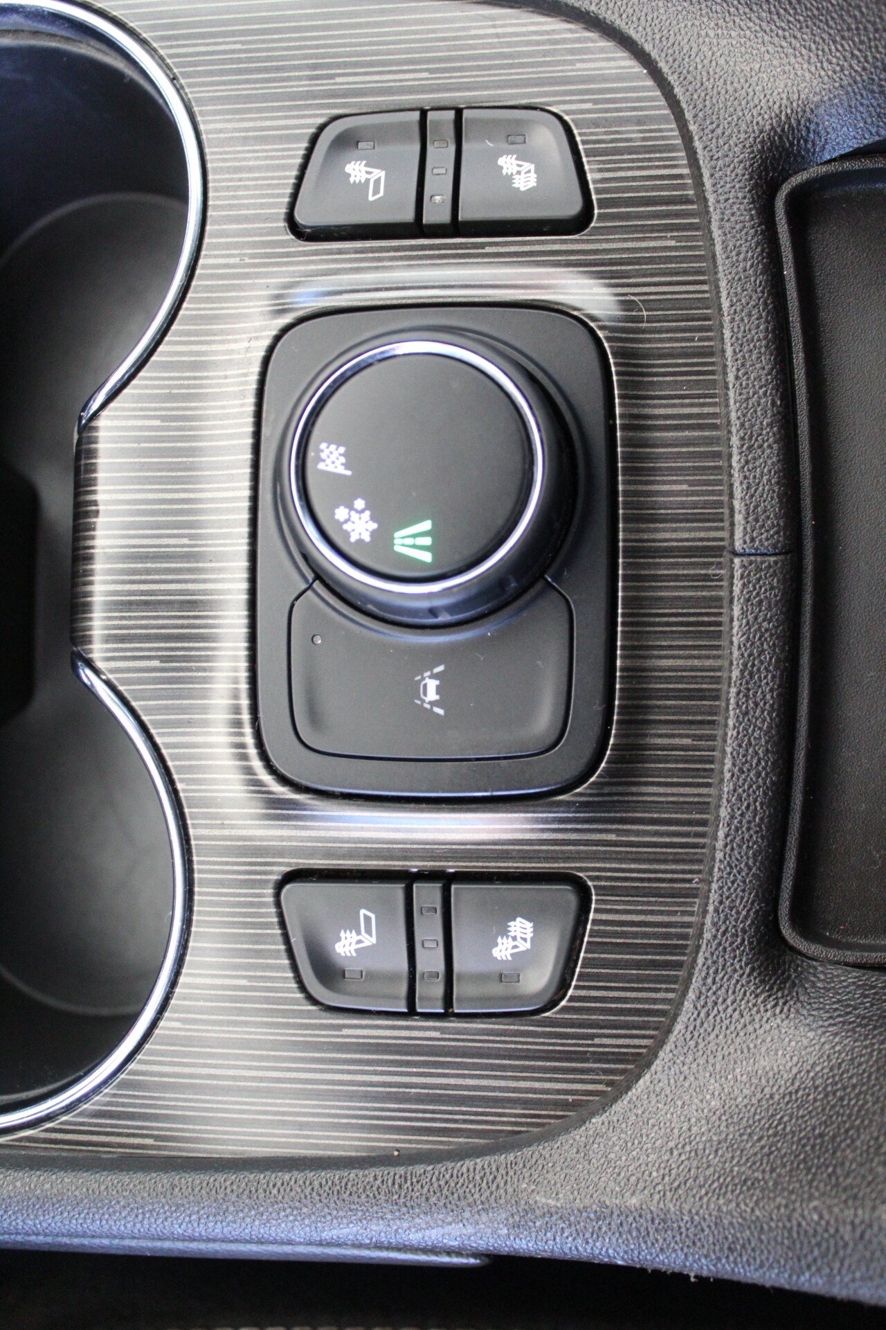 Used 2023 GMC Acadia SLT FWD image 51