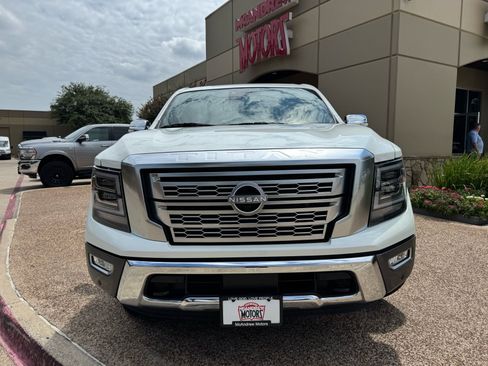 Used 2024 Nissan Titan Platinum Reserve w/ Moonroof Package AWD/4WD image 3