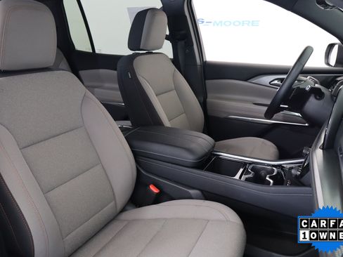 Used 2026 Chevrolet Traverse LT w/ Driver Confidence Package FWD image 21