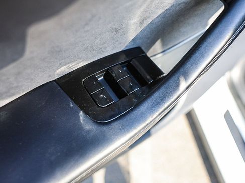 Used 2020 Tesla Model Y Long Range AWD/4WD image 10