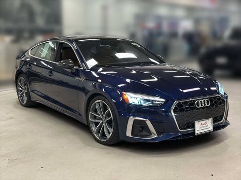 Used 2023 Audi A5 2.0T Premium w/ Convenience Package image 3