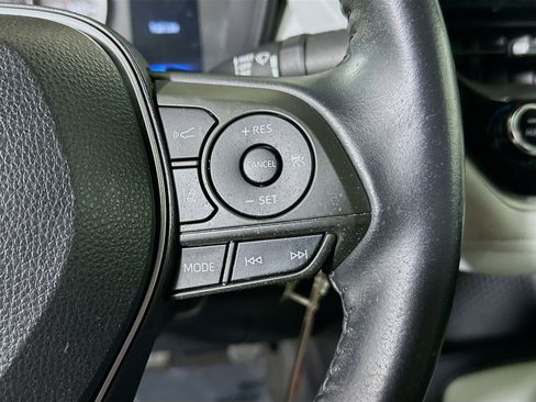 Used 2021 Toyota Corolla SE FWD image 17