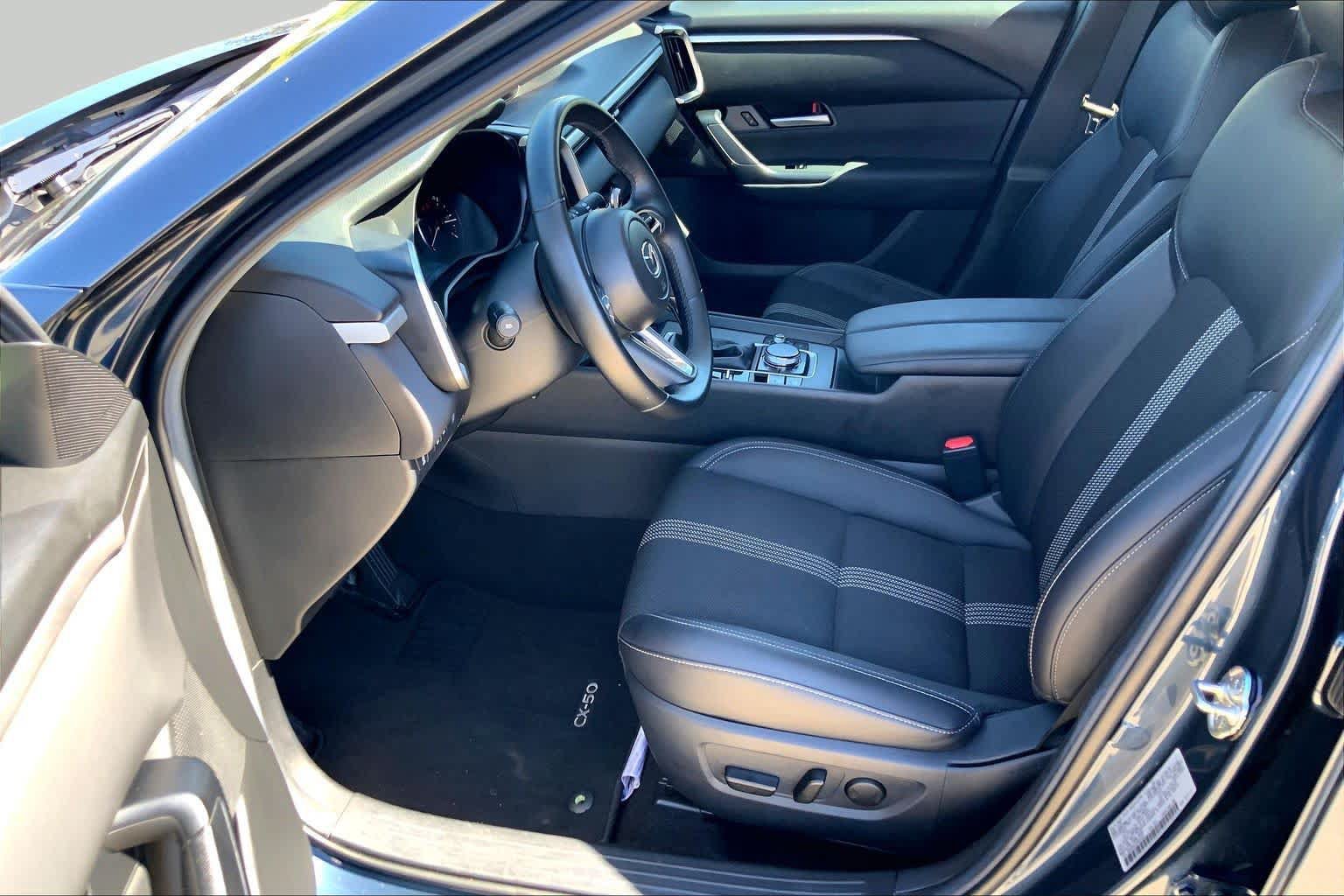 Used 2026 MAZDA CX-50 AWD 2.5 S w/ Preferred Pkg image 8
