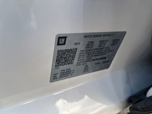 Used 2019 Cadillac Escalade ESV Platinum image 33