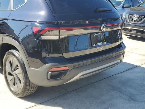Used 2025 Volkswagen Taos S image 7