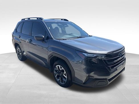 Used 2025 Subaru Forester w/ Convenience Package #2 AWD/4WD image 12