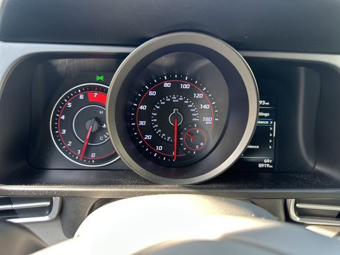 Used 2023 Hyundai Elantra SEL image 16