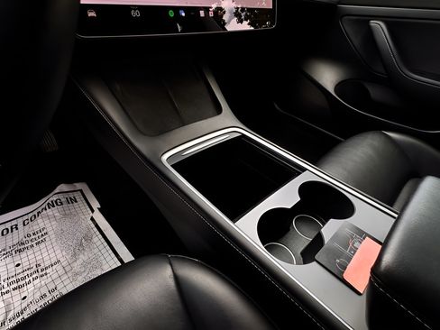 Used 2021 Tesla Model 3 RWD image 12