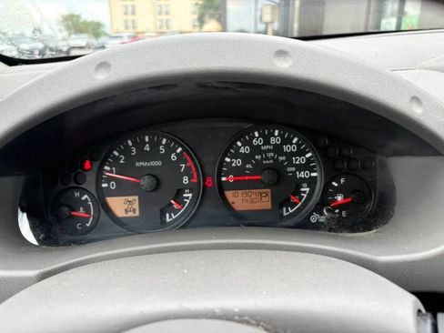 Used 2019 Nissan Frontier SV AWD/4WD image 11