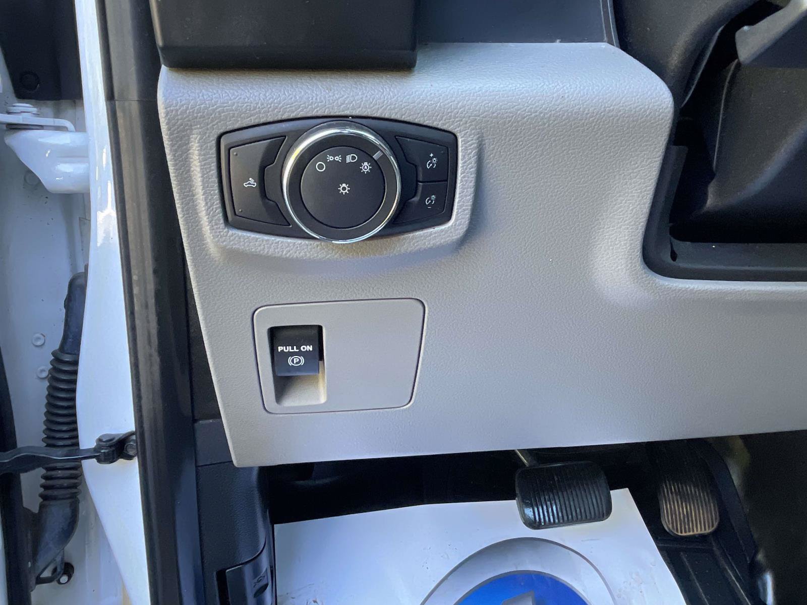 Used 2016 Ford F150 XL w/ Equipment Group 101A Mid RWD image 15