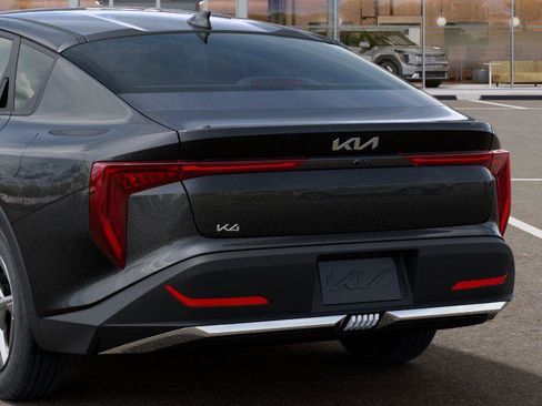 New 2026 Kia K4 LX image 14