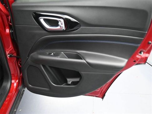 New 2026 Jeep Compass Latitude image 36