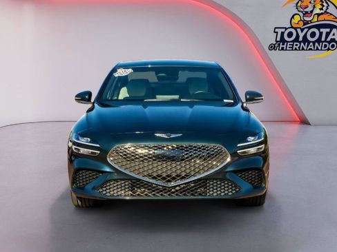 Used 2025 Genesis G70 2.5T image 2