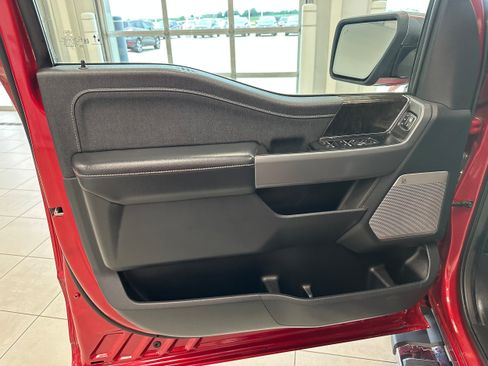 Used 2021 Ford F150 Lariat AWD/4WD image 11