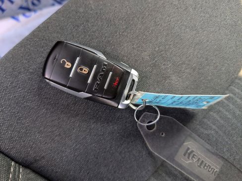 Used 2023 RAM 1500 Big Horn image 32