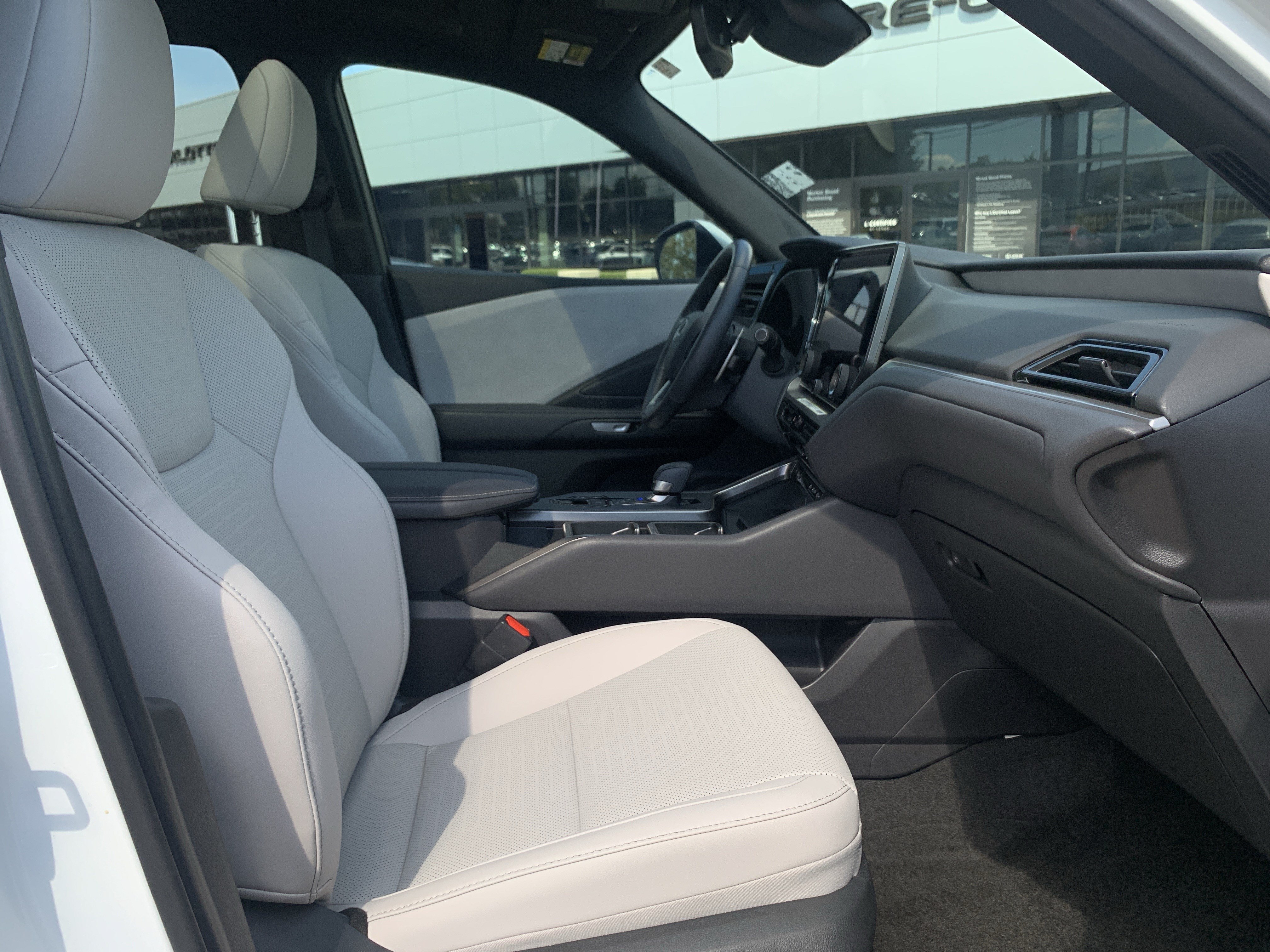 Used 2026 Lexus TX 350 AWD w/ Technology Package image 35