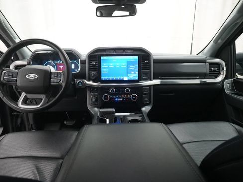 Used 2022 Ford F150 Lariat w/ Trailer Tow Package AWD/4WD image 6