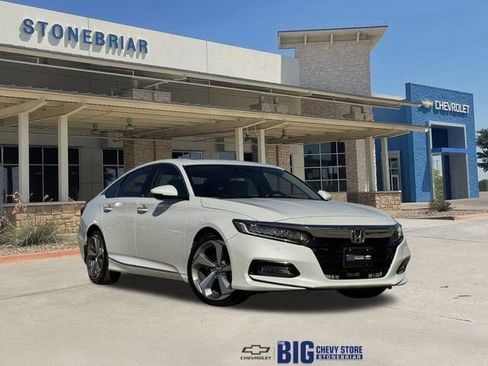 Used 2020 Honda Accord Touring image 1
