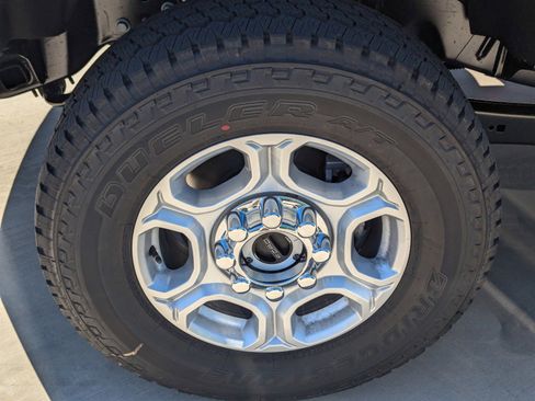 New 2026 Ford F250 XLT w/ FX4 Off-Road Package AWD/4WD image 7