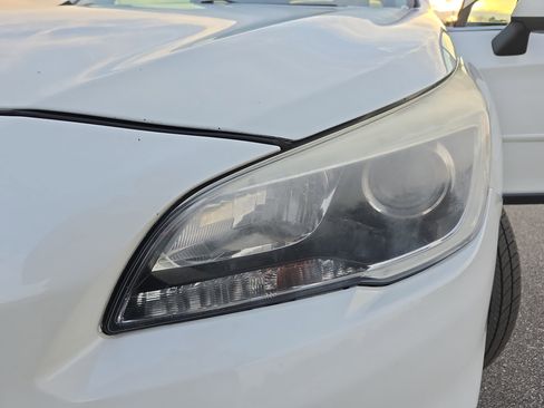 Used 2017 Subaru Outback 2.5i Limited w/ Popular Package #5 image 30