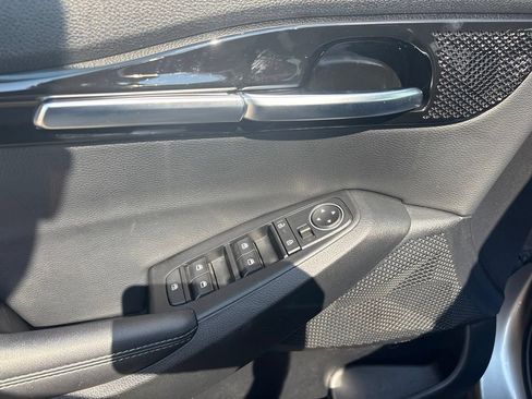 Used 2024 Kia Seltos EX AWD/4WD image 12