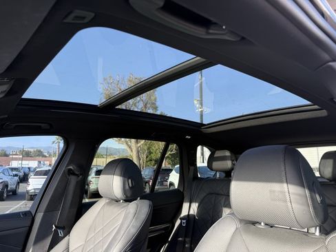 Used 2024 BMW X5 sDrive40i w/ Parking Assistance Package RWD image 12