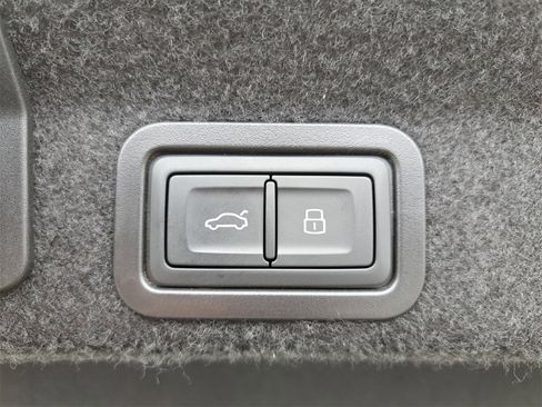 New 2025 Audi S6 Premium Plus image 13