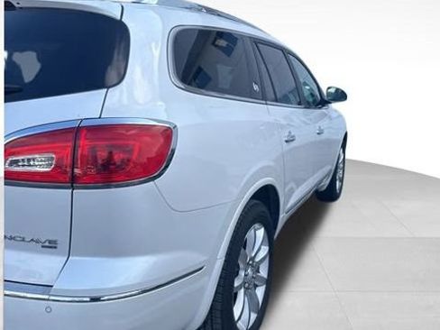 Used 2016 Buick Enclave Premium image 9