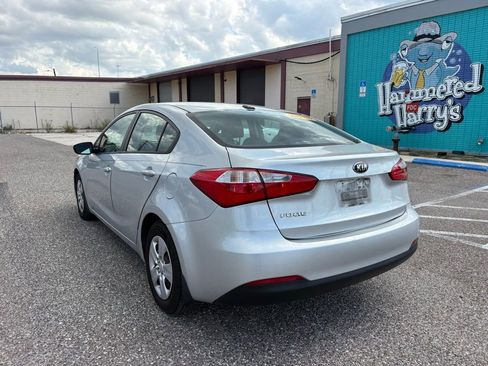 Used 2016 Kia Forte LX FWD image 5