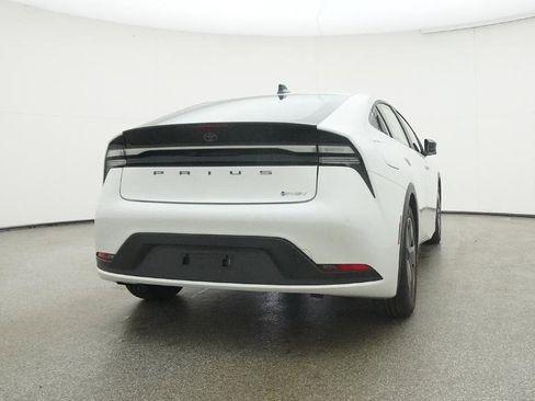 New 2026 Toyota Prius Plug-In Hybrid image 19