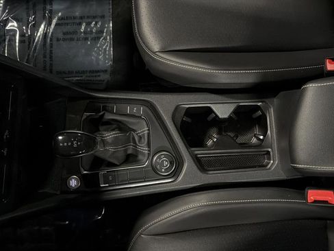 Used 2022 Volkswagen Tiguan SE R-Line image 19