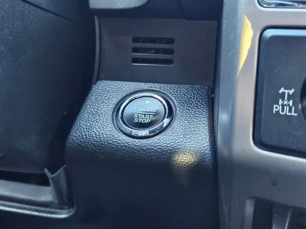 Used 2017 Ford F250 Platinum w/ Platinum Ultimate Package AWD/4WD image 14