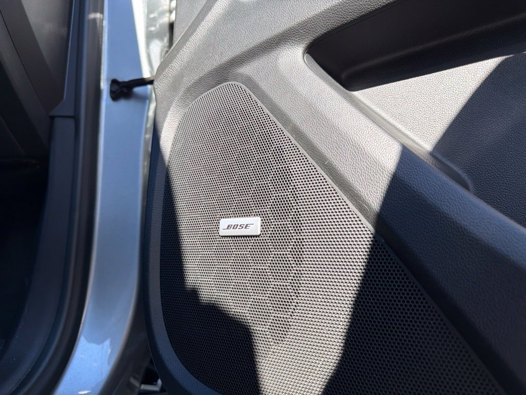Used 2023 Chevrolet Traverse RS w/ LPO, Floor Liner Package AWD/4WD image 17
