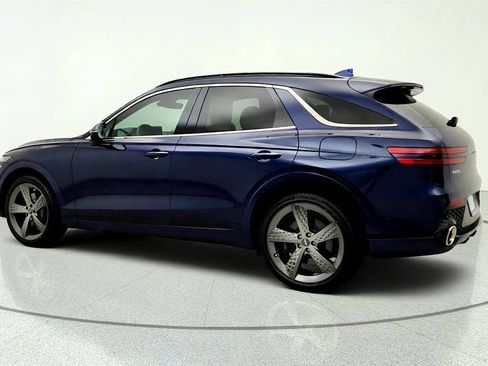 Used 2024 Genesis GV70 3.5T Sport w/ Sport Advanced Package AWD/4WD image 7