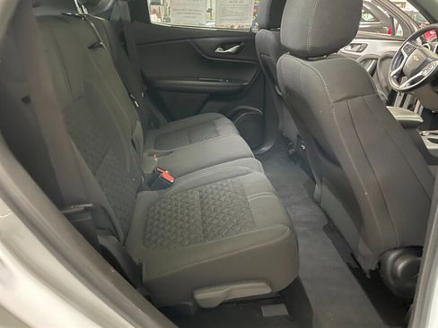 Used 2021 Chevrolet Blazer LT FWD image 16