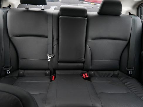 Used 2015 Subaru Legacy 2.5i Limited AWD/4WD image 13