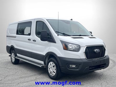 Used 2024 Ford Transit 250 Low Roof w/ Exterior Upgrade Package image 4