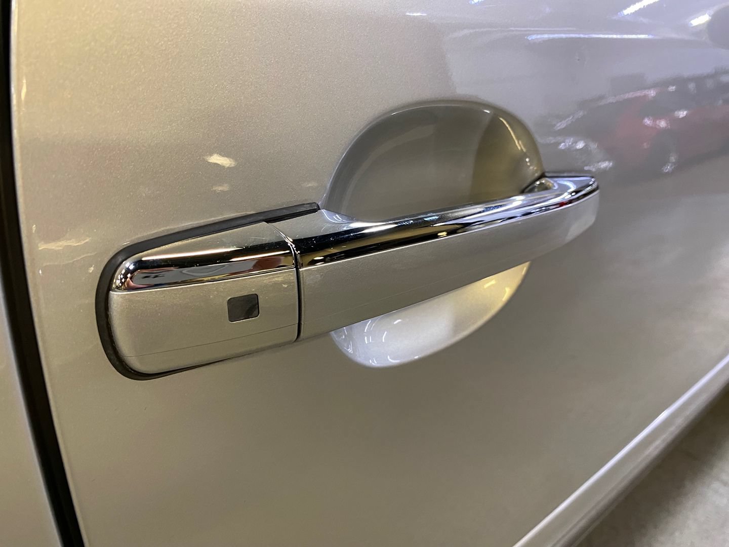 Used 2000 Mercedes-Benz CLK 320 Coupe image 32